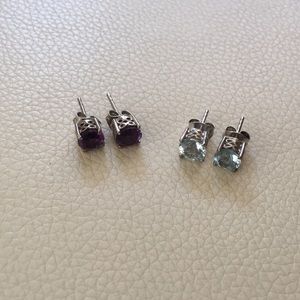 2 sets of stud earrings (light blue and purple)